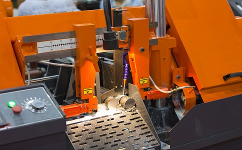 月湖龙门带锯床具备哪些优点？